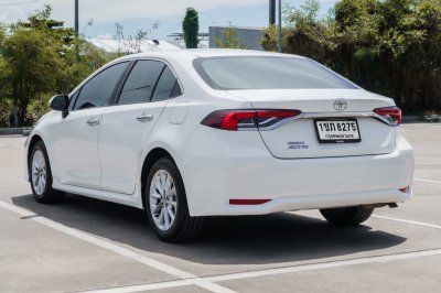 TOYOTA ALTIS 1.6 G AT ปี2020 (1ขภ8275)