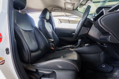 TOYOTA ALTIS 1.6 G AT ปี2020 (1ขภ8275)