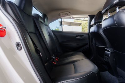 TOYOTA ALTIS 1.6 G AT ปี2020 (1ขภ8275)