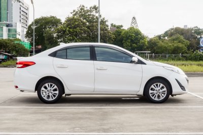 TOYOTA YARIS ATIV 1.2 E ปี2019 (กน9863)