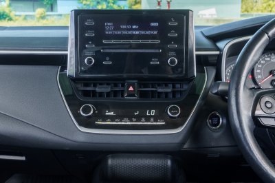 TOYOTA ALTIS 1.6 G AT ปี2020 (1ขธ4938)