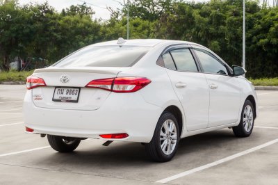 TOYOTA YARIS ATIV 1.2 E ปี2019 (กน9863)