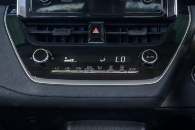 TOYOTA ALTIS 1.6 G AT ปี 2020 (1ขร5308)