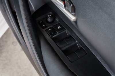 TOYOTA ALTIS 1.6 G AT ปี2020 (1ขภ8275)