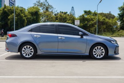 TOYOTA ALTIS 1.6 G AT ปี2020 (1ขน4072)