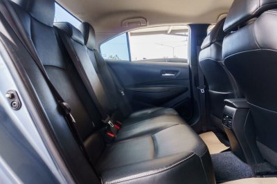 TOYOTA ALTIS 1.6 G AT ปี2020 (1ขน4072)