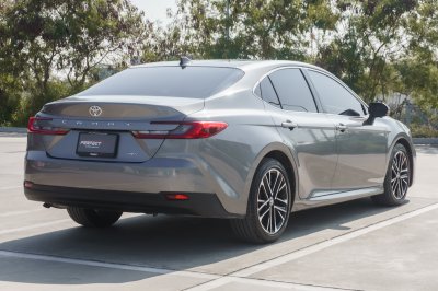 TOYOTA CAMRY 2.5 HEV PREMIUM LUXURY ปี2024