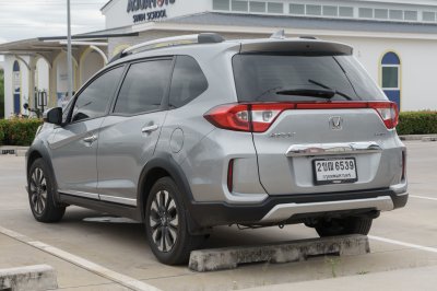 HONDA BR-V 1.5 SV ปี2021 (2ขฒ6539)