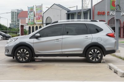 HONDA BR-V 1.5 SV ปี2021 (2ขฒ6539)
