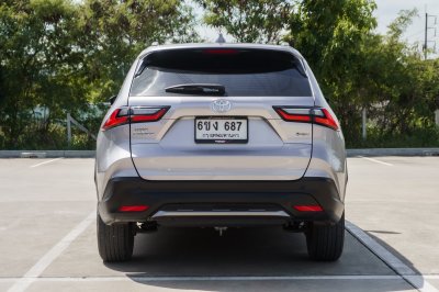 TOYOTA YARIS CROSS 1.5 HEV PREMIUM ปี2024 จด2025 (6ขง687)