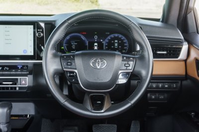 TOYOTA CAMRY 2.5 HEV PREMIUM LUXURY ปี2024