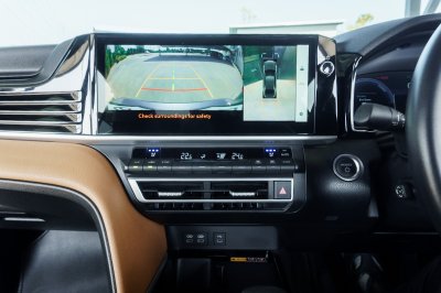 TOYOTA CAMRY 2.5 HEV PREMIUM LUXURY ปี2024