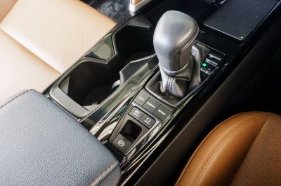 TOYOTA CAMRY 2.5 HEV PREMIUM LUXURY ปี2024