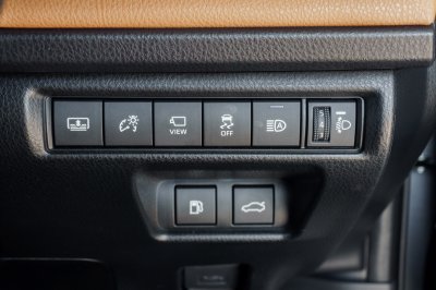 TOYOTA CAMRY 2.5 HEV PREMIUM LUXURY ปี2024