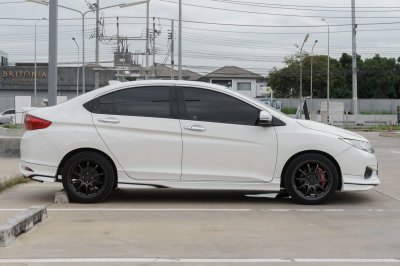 HONDA CITY 1.5 SV AT ปี2014 (3กฉ3022)