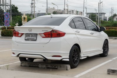 HONDA CITY 1.5 SV AT ปี2014 (3กฉ3022)