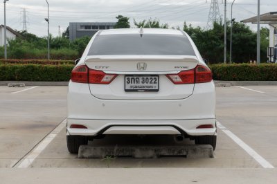 HONDA CITY 1.5 SV AT ปี2014 (3กฉ3022)