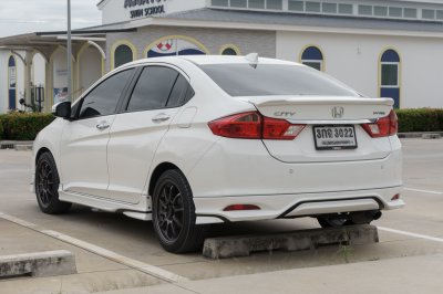 HONDA CITY 1.5 SV AT ปี2014 (3กฉ3022)