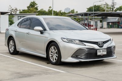TOYOTA CAMRY 2.0 G ปี2021 (ขน2432)