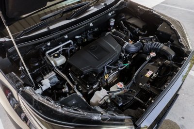 TOYOTA YARIS CROSS 1.5 HEV PREMIUM LUXURY ปี2024