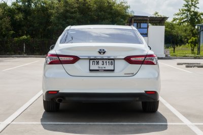 TOYOTA CAMRY 2.0 HV PREMIUM AT ปี 2019 (กท3118)