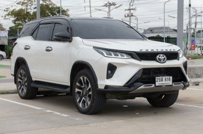 TOYOTA FORTUNER 2.4 LEGENDER ปี2021 จด2022 (2ขส816)