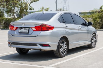 HONDA CITY 1.5 SV+ AT ปี2017 (6กร8411)