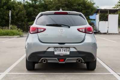 MAZDA 2 1.3 SPORT HIGH CONNECT AT ปี 2019 (8กท7459)