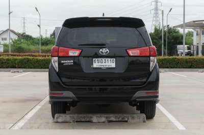 TOYOTA INNOVA 2.8 CRYSTA PREMIUM ปี2021 (6ขอ3110)