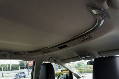 TOYOTA INNOVA 2.8 CRYSTA PREMIUM ปี2021 (6ขอ3110)