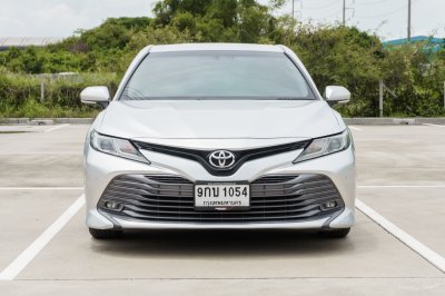 TOYOTA CAMRY 2.0 G ปี2019 จด2020 (9กบ1054)