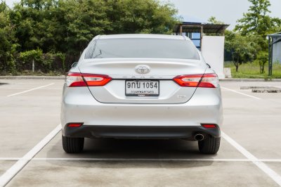 TOYOTA CAMRY 2.0 G ปี2019 จด2020 (9กบ1054)