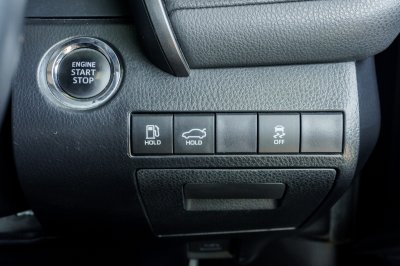 TOYOTA CAMRY 2.5 SPORT AT ปี2022 (3ขย3784)