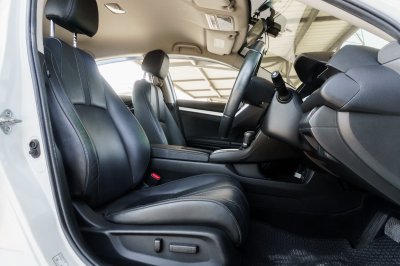 HONDA CIVIC 1.8 EL ปี2019 จด2020 (9กด2529)