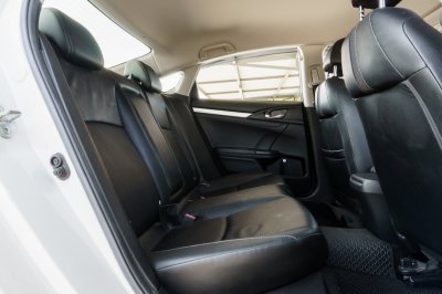 HONDA CIVIC 1.8 EL ปี2019 จด2020 (9กด2529)