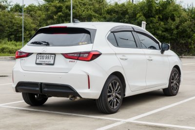 HONDA CITY 1.0 RS (5ประตู) ปี2021 จด2022 (2ขย9971)