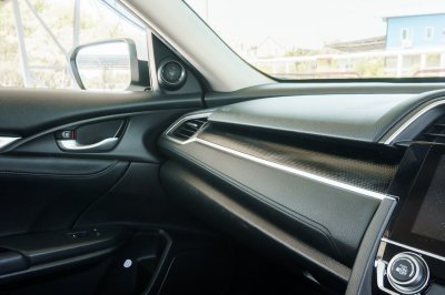 HONDA CIVIC 1.8 EL ปี2019 จด2020 (9กด2529)