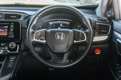 HONDA CR-V 2.4 E ปี 2018 (7กบ2912)