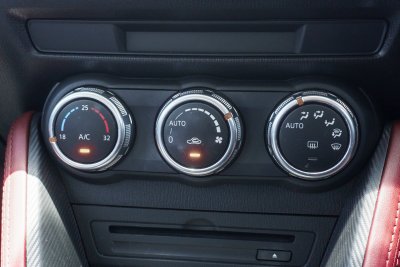 MAZDA CX-3 2.0 SP AT ปี2016 (5กถ9045)