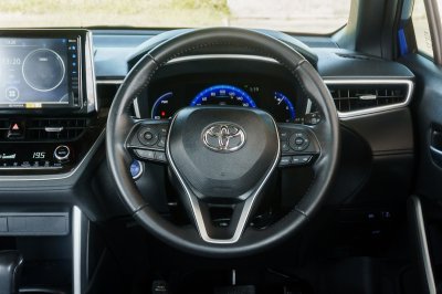 TOYOTA COROLLA CROSS 1.8 HYBRID PREMIUM SAFETY ปี2021 (9กย7866)