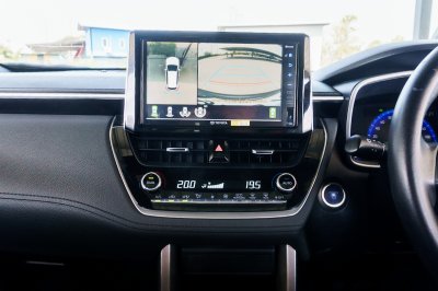 TOYOTA COROLLA CROSS 1.8 HYBRID PREMIUM SAFETY ปี2021 (9กย7866)