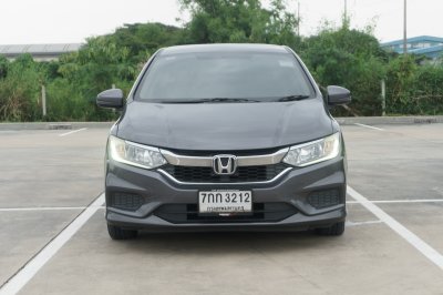 HONDA CITY 1.5 V+ ปี2017 จด2018 (7กก3212)