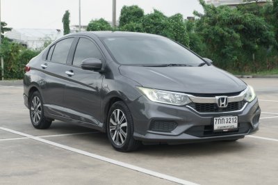 HONDA CITY 1.5 V+ ปี2017 จด2018 (7กก3212)