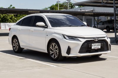 TOYOTA YARIS ATIV 1.2 SPORT AT ปี 2022 (4ขค3088)
