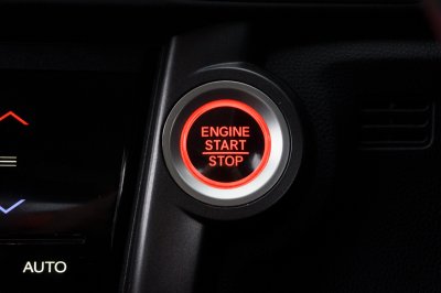 HONDA CITY 1.5 V+ ปี2017 จด2018 (7กก3212)