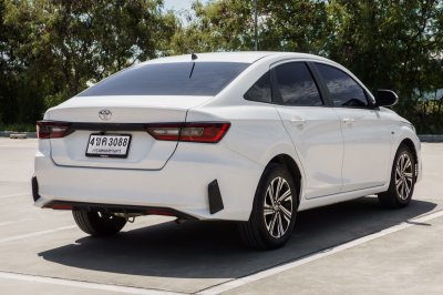 TOYOTA YARIS ATIV 1.2 SPORT AT ปี 2022 (4ขค3088)