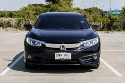 HONDA CIVIC 1.8 EL ปี2018 จด2019 (8กฉ933)
