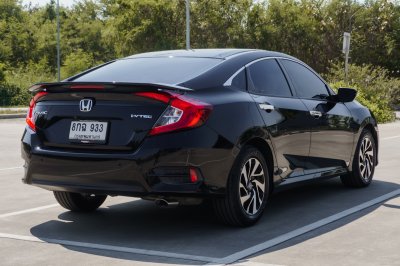 HONDA CIVIC 1.8 EL ปี2018 จด2019 (8กฉ933)