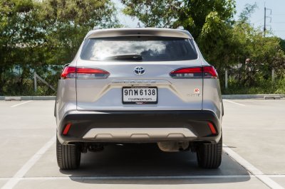 TOYOTA COROLLA CROSS 1.8 HYBRID PREMIUM SAFETY AT ปี2021 (9กพ6138)