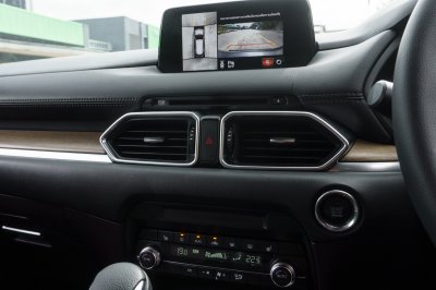 MAZDA CX-8 2.2 XLD EXCLUSIVE 4WD AT ปี2019 (5ขร2357)